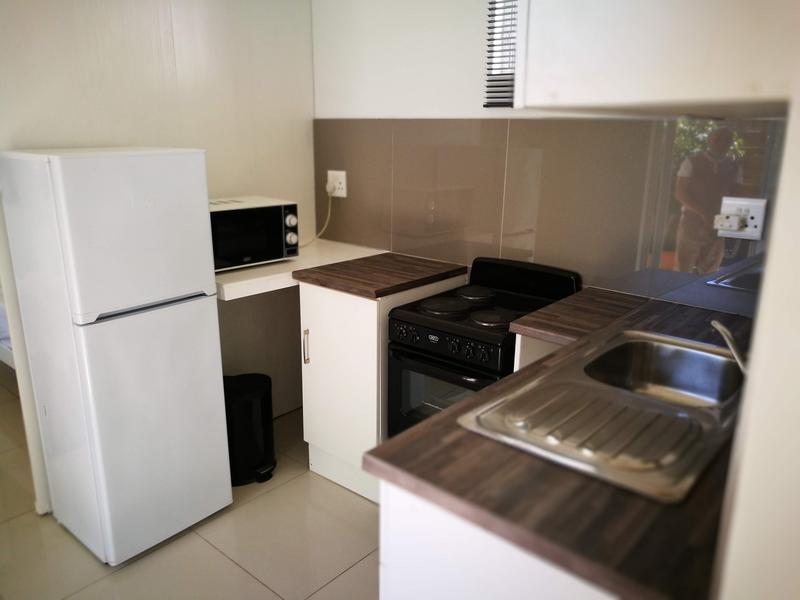 To Let 1 Bedroom Property for Rent in Woodstock Upper Western Cape
